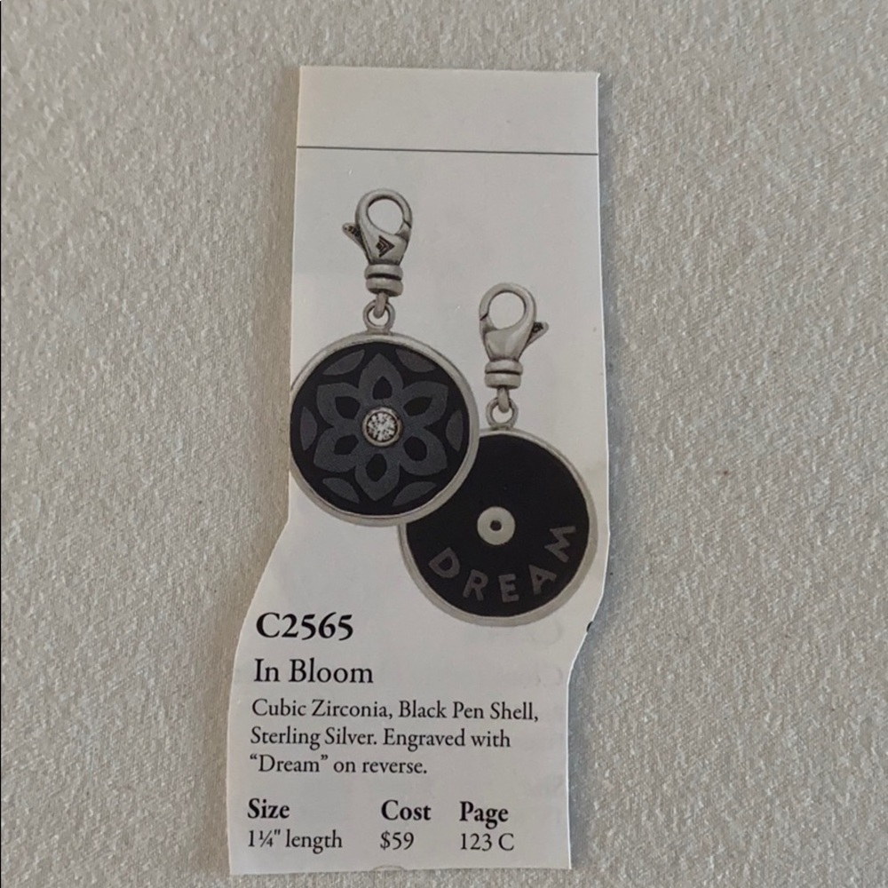 C2565 In Bloom Charm - Picture 3 of 3